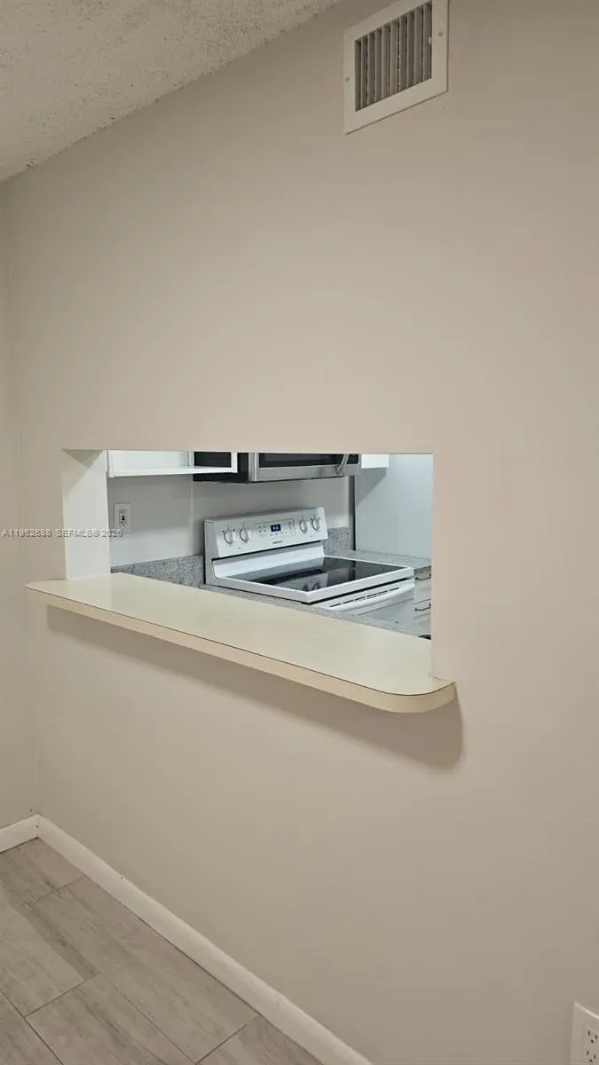 5720 Sw 5th St 3, Miami, Florida 33144, Miami, Florida 33144, 2 Bedrooms Bedrooms, ,1 BathroomBathrooms,Residential Lease,For Rent,5720 Sw 5th St 3, Miami, Florida 33144,A11952688