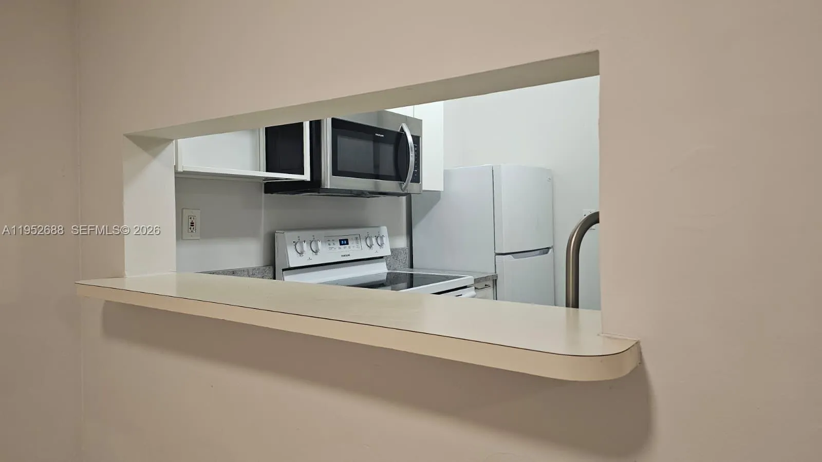 5720 Sw 5th St 3, Miami, Florida 33144, Miami, Florida 33144, 2 Bedrooms Bedrooms, ,1 BathroomBathrooms,Residential Lease,For Rent,5720 Sw 5th St 3, Miami, Florida 33144,A11952688