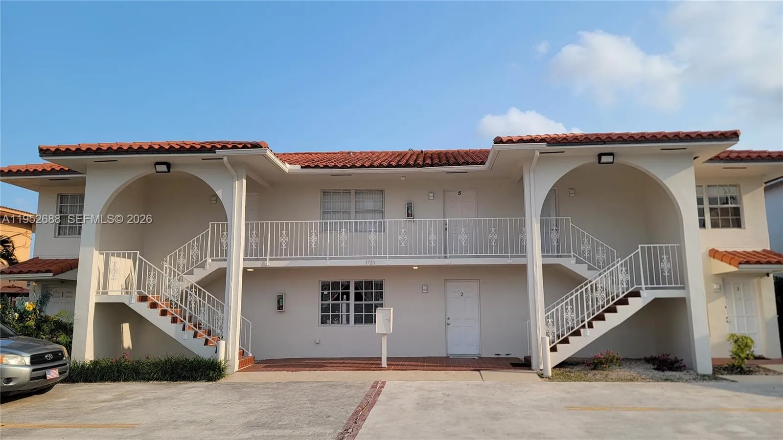 5720 Sw 5th St 3, Miami, Florida 33144, Miami, Florida 33144, 2 Bedrooms Bedrooms, ,1 BathroomBathrooms,Residential Lease,For Rent,5720 Sw 5th St 3, Miami, Florida 33144,A11952688