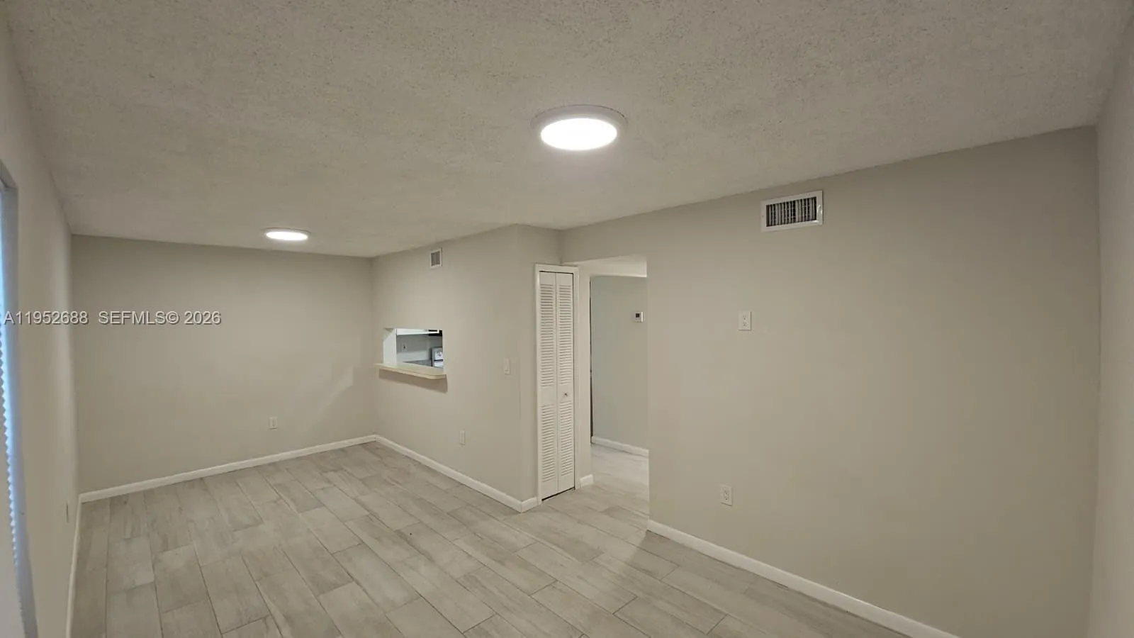 5720 Sw 5th St 3, Miami, Florida 33144, Miami, Florida 33144, 2 Bedrooms Bedrooms, ,1 BathroomBathrooms,Residential Lease,For Rent,5720 Sw 5th St 3, Miami, Florida 33144,A11952688