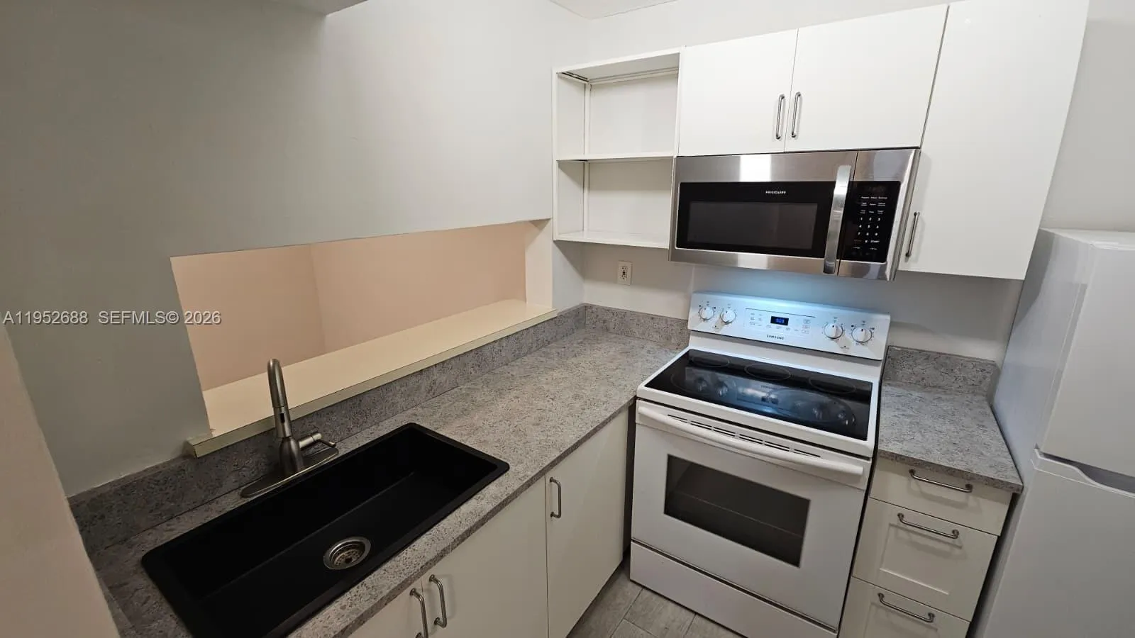 5720 Sw 5th St 3, Miami, Florida 33144, Miami, Florida 33144, 2 Bedrooms Bedrooms, ,1 BathroomBathrooms,Residential Lease,For Rent,5720 Sw 5th St 3, Miami, Florida 33144,A11952688