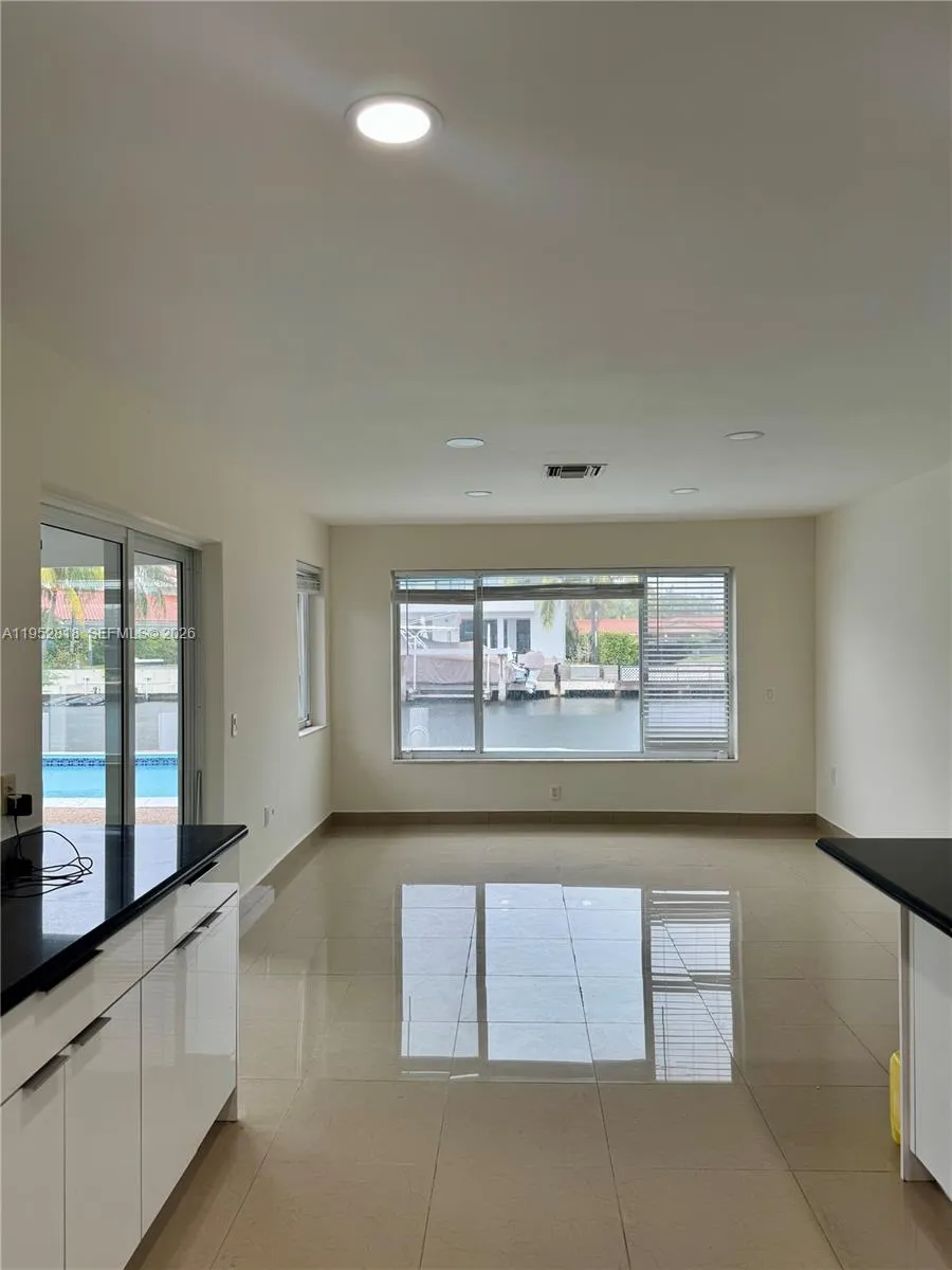 16453 Ne 33rd Ave 1, North Miami Beach, Florida 33, North Miami Beach, Florida 33160, 3 Bedrooms Bedrooms, ,3 BathroomsBathrooms,Residential Lease,For Rent,16453 Ne 33rd Ave 1, North Miami Beach, Florida 33,A11952818