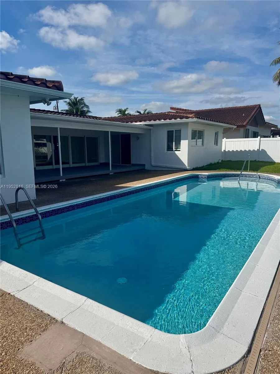 16453 Ne 33rd Ave 1, North Miami Beach, Florida 33, North Miami Beach, Florida 33160, 3 Bedrooms Bedrooms, ,3 BathroomsBathrooms,Residential Lease,For Rent,16453 Ne 33rd Ave 1, North Miami Beach, Florida 33,A11952818