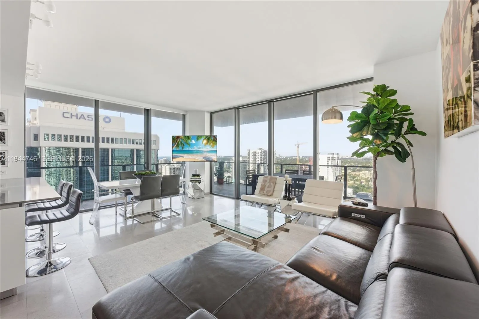 88 Sw 7th St 2302, Miami, Florida 33130, Miami, Florida 33130, 3 Bedrooms Bedrooms, ,3 BathroomsBathrooms,Residential,For Sale,88 Sw 7th St 2302, Miami, Florida 33130,A11944746