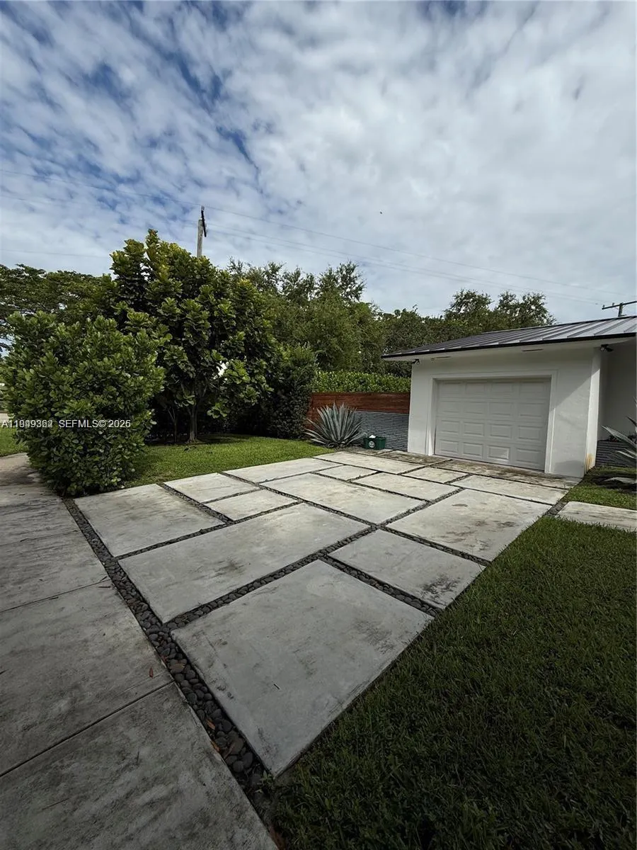 Miami Shores, Florida 33138, 3 Bedrooms Bedrooms, ,2 BathroomsBathrooms,Residential Lease,For Rent,A11949362