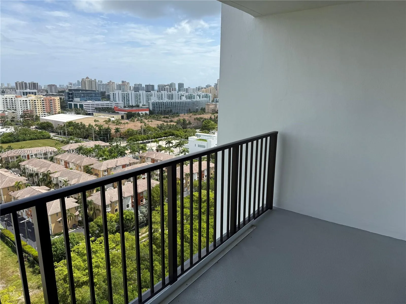2780 Ne 183rd St 2107, Aventura, Florida 33160, Aventura, Florida 33160, 2 Bedrooms Bedrooms, ,2 BathroomsBathrooms,Residential,For Sale,2780 Ne 183rd St 2107, Aventura, Florida 33160,A11952870