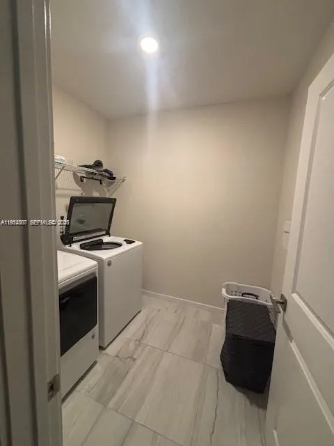 439 Ne 6th Pl, Florida City, Florida 33034, Florida City, Florida 33034, 5 Bedrooms Bedrooms, ,3 BathroomsBathrooms,Residential,For Sale,439 Ne 6th Pl, Florida City, Florida 33034,A11952857