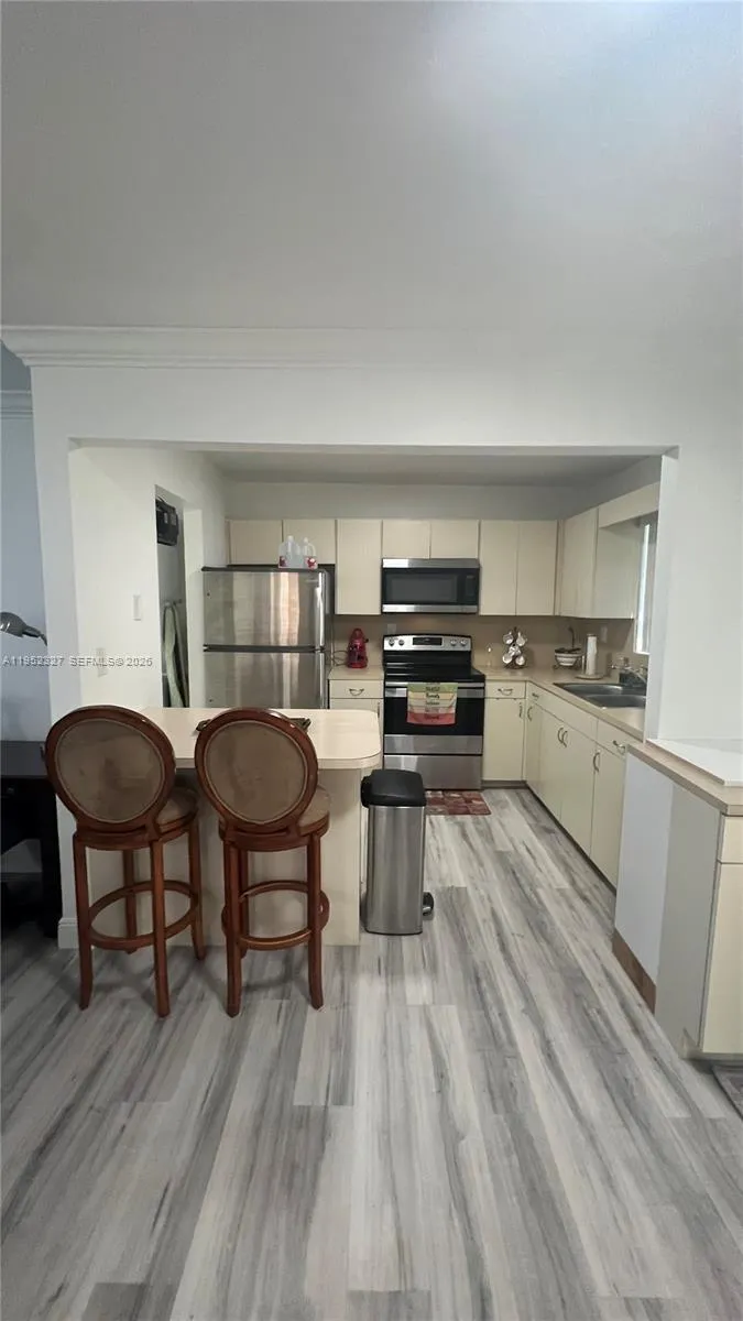 11920 Sw 191st Ter, Miami, Florida 33177, Miami, Florida 33177, 2 Bedrooms Bedrooms, ,1 BathroomBathrooms,Residential,For Sale,11920 Sw 191st Ter, Miami, Florida 33177,A11952327
