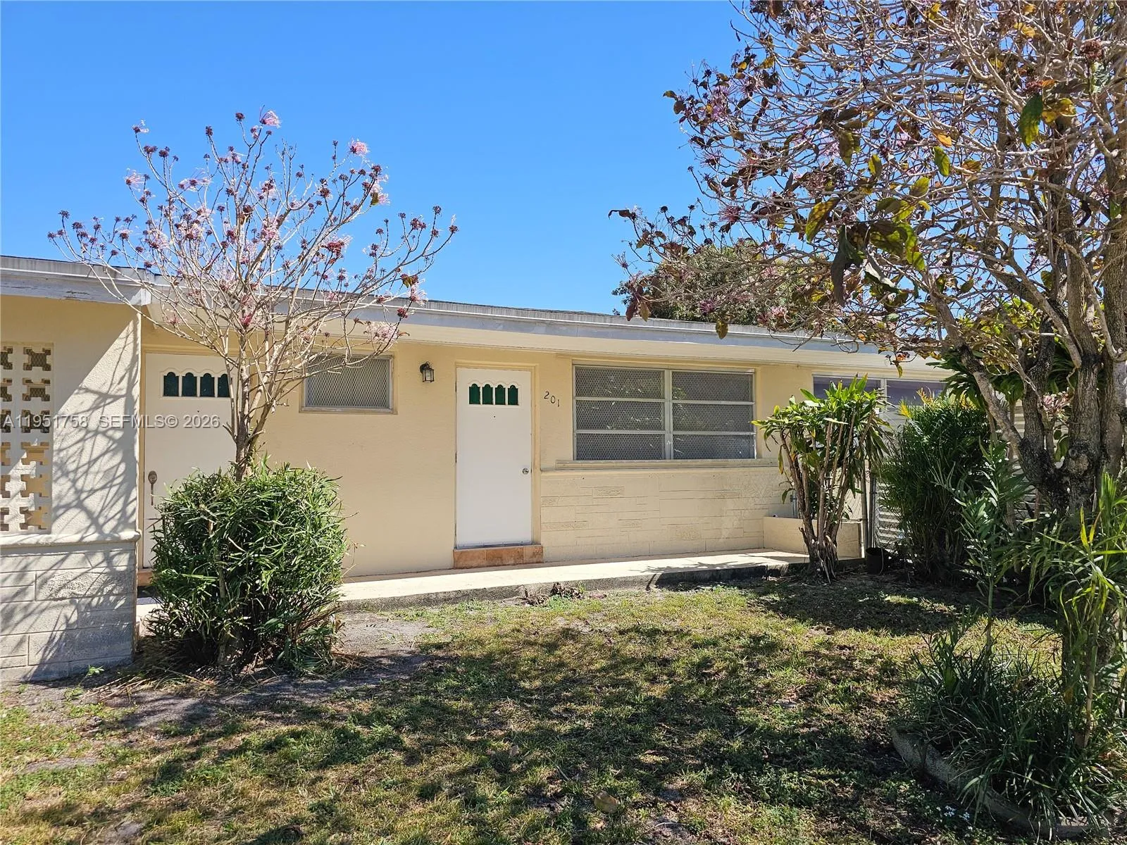 201 Sw 30th Ct 201, Miami, Florida 33135, Miami, Florida 33135, 2 Bedrooms Bedrooms, ,1 BathroomBathrooms,Residential Lease,For Rent,201 Sw 30th Ct 201, Miami, Florida 33135,A11951758 201 Sw 30th Ct 201, Miami, Florida 33135, Miami, Florida 33135, 2 Bedrooms Bedrooms, ,1 BathroomBathrooms,Residential Lease,For Rent,201 Sw 30th Ct 201, Miami, Florida 33135,A11951758