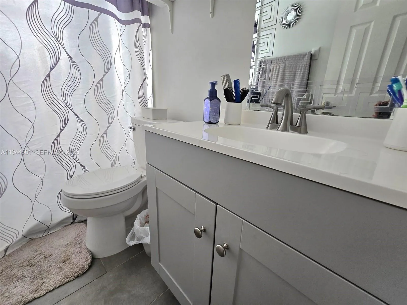 1265 W 24th St 201, Hialeah, Florida 33010, Hialeah, Florida 33010, 2 Bedrooms Bedrooms, ,1 BathroomBathrooms,Residential,For Sale,1265 W 24th St 201, Hialeah, Florida 33010,A11944501