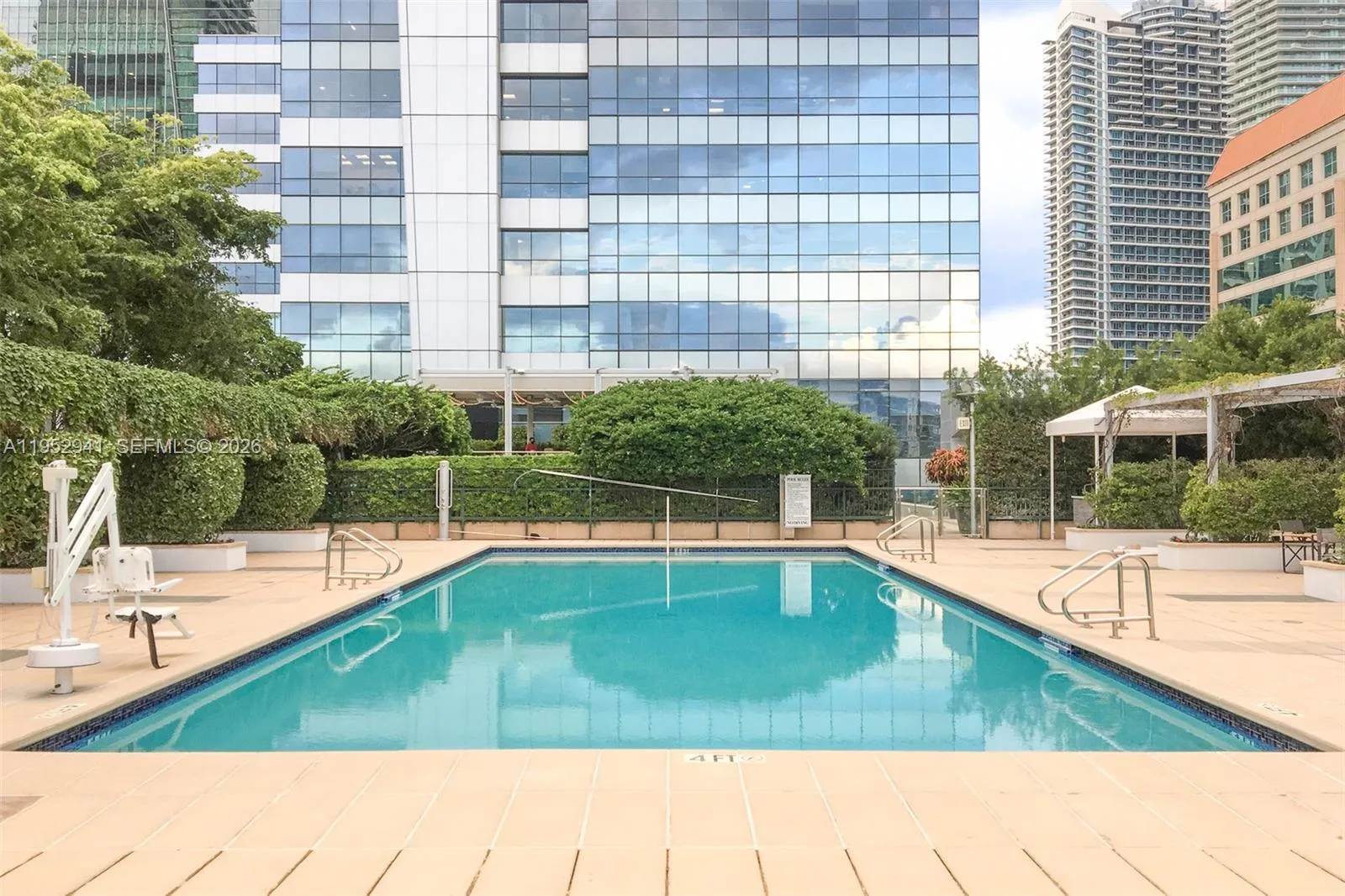 1435 Brickell Ave 3510, Miami, Florida 33131, Miami, Florida 33131, 1 Bedroom Bedrooms, ,1 BathroomBathrooms,Residential,For Sale,1435 Brickell Ave 3510, Miami, Florida 33131,A11952941