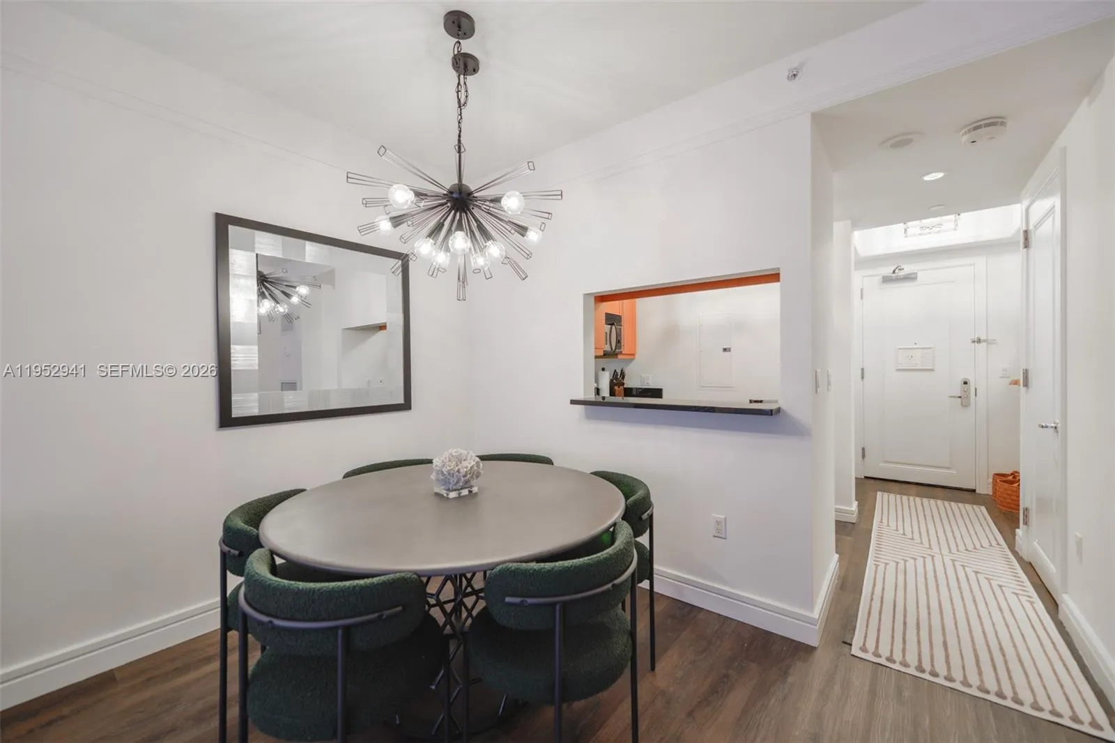 1435 Brickell Ave 3510, Miami, Florida 33131, Miami, Florida 33131, 1 Bedroom Bedrooms, ,1 BathroomBathrooms,Residential,For Sale,1435 Brickell Ave 3510, Miami, Florida 33131,A11952941