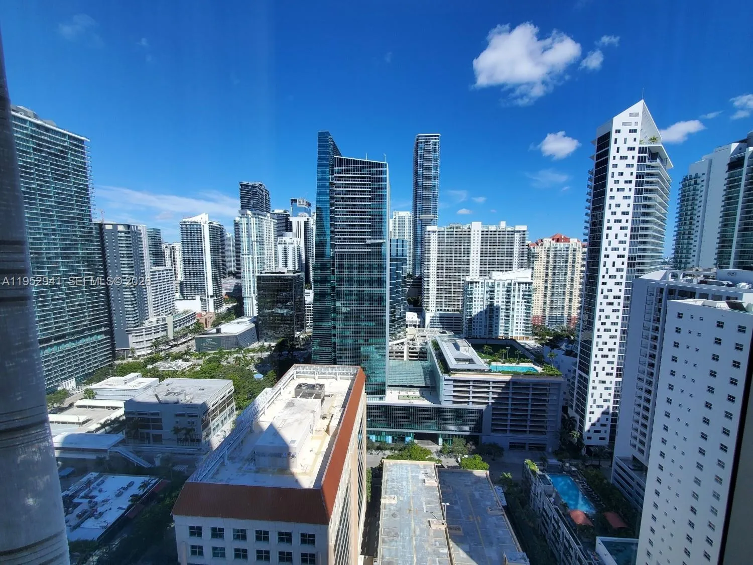1435 Brickell Ave 3510, Miami, Florida 33131, Miami, Florida 33131, 1 Bedroom Bedrooms, ,1 BathroomBathrooms,Residential,For Sale,1435 Brickell Ave 3510, Miami, Florida 33131,A11952941
