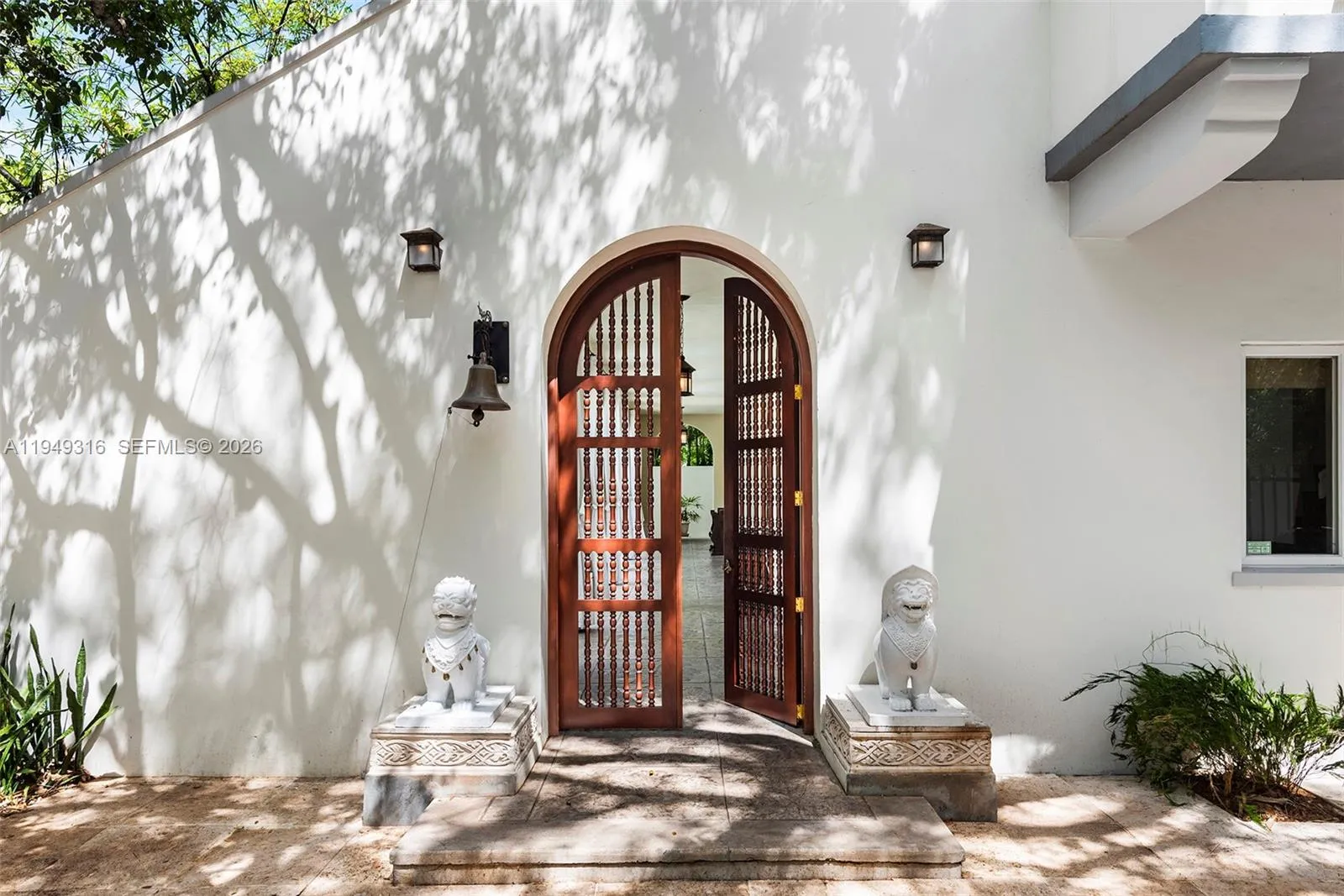 4191 Lybyer Ave, Miami, Florida 33133, Miami, Florida 33133, 6 Bedrooms Bedrooms, ,4 BathroomsBathrooms,Residential,For Sale,4191 Lybyer Ave, Miami, Florida 33133,A11949316