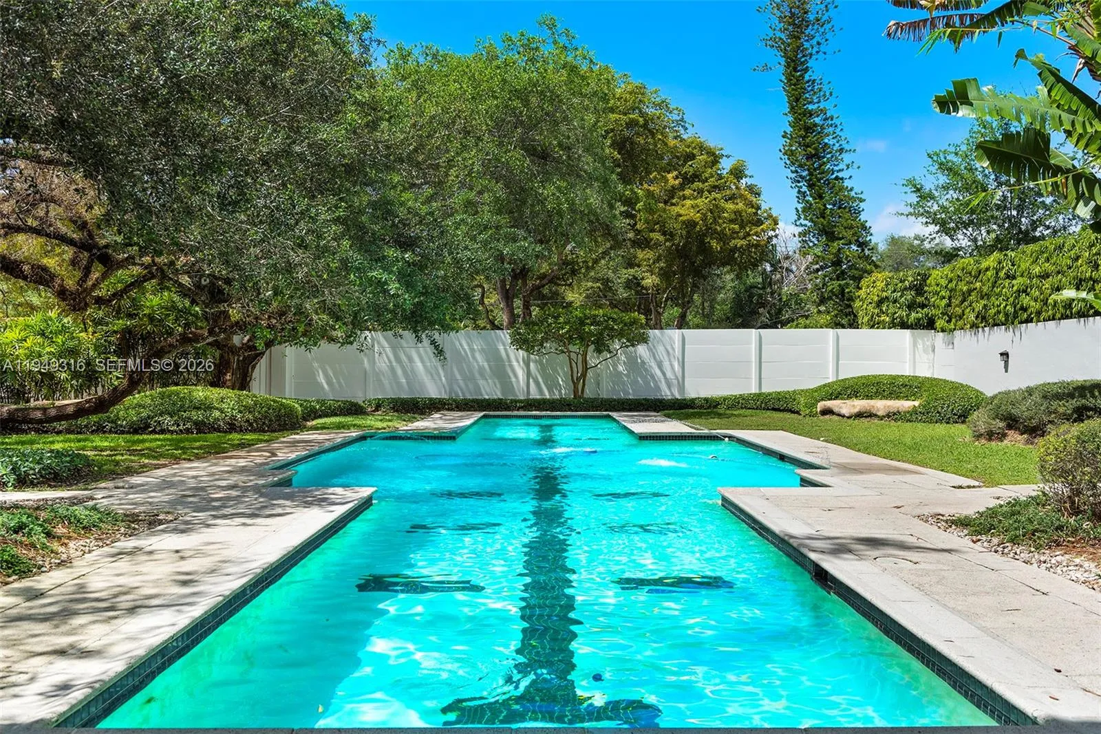 4191 Lybyer Ave, Miami, Florida 33133, Miami, Florida 33133, 6 Bedrooms Bedrooms, ,4 BathroomsBathrooms,Residential,For Sale,4191 Lybyer Ave, Miami, Florida 33133,A11949316