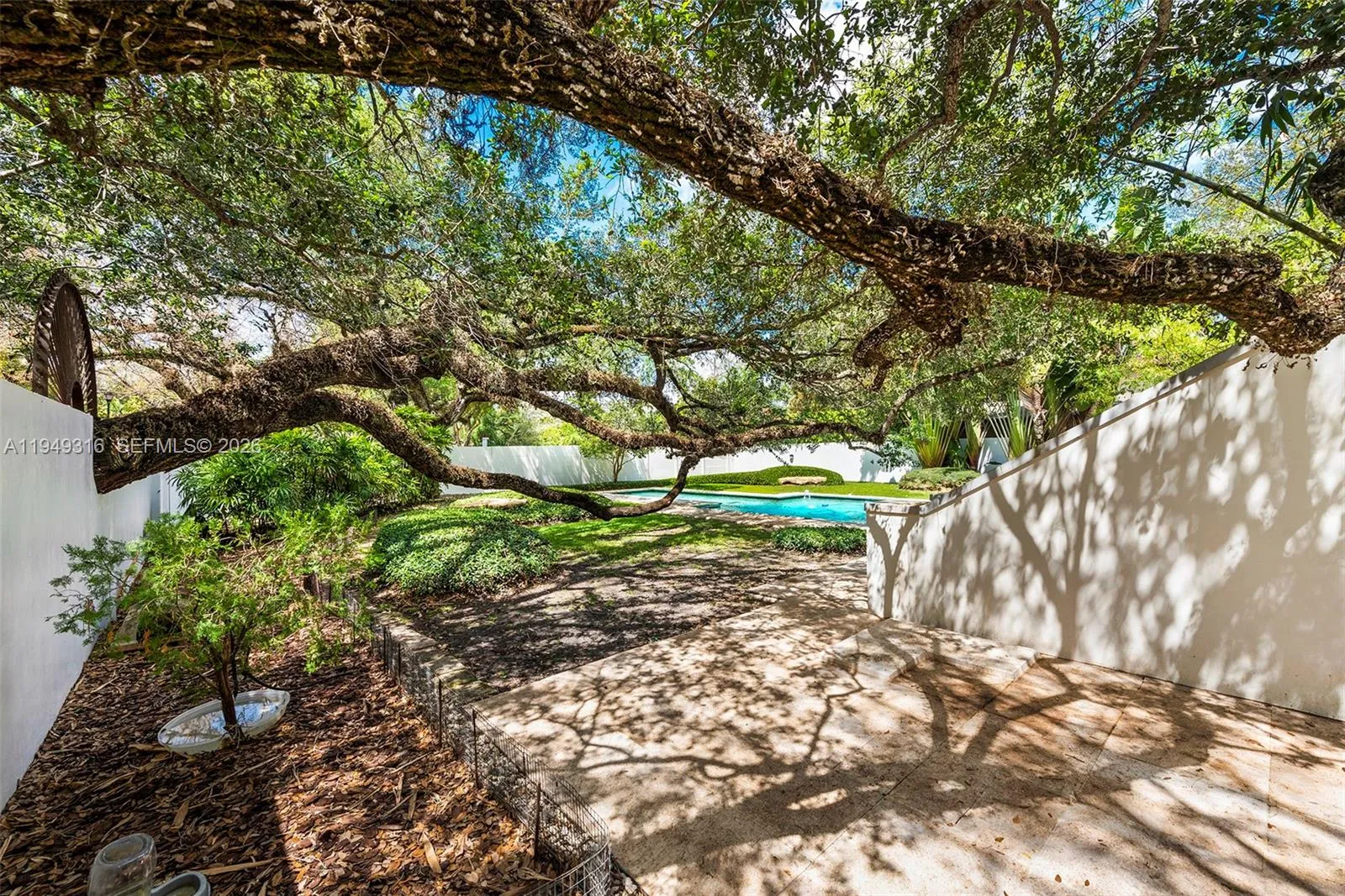 4191 Lybyer Ave, Miami, Florida 33133, Miami, Florida 33133, 6 Bedrooms Bedrooms, ,4 BathroomsBathrooms,Residential,For Sale,4191 Lybyer Ave, Miami, Florida 33133,A11949316