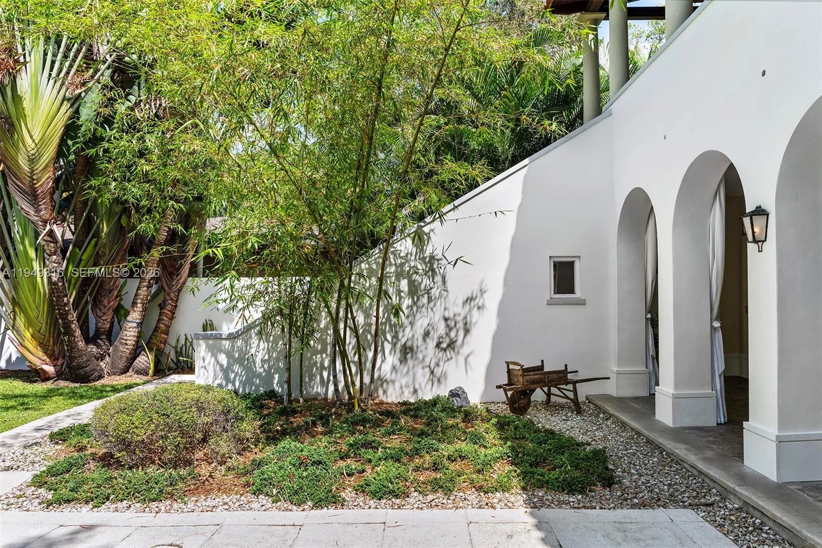 4191 Lybyer Ave, Miami, Florida 33133, Miami, Florida 33133, 6 Bedrooms Bedrooms, ,4 BathroomsBathrooms,Residential,For Sale,4191 Lybyer Ave, Miami, Florida 33133,A11949316