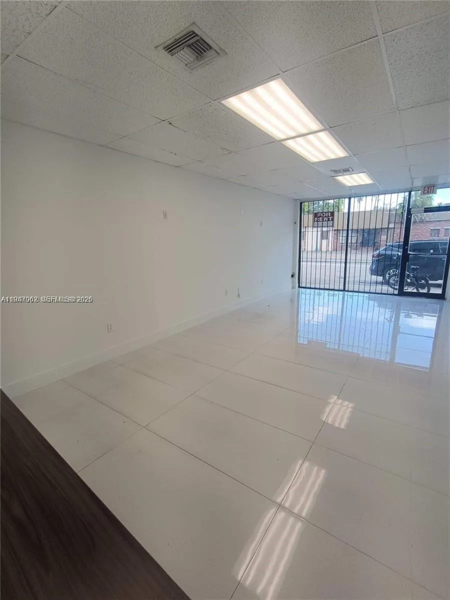 4757 Sw 8th St 4747, Miami, Florida 33134, Miami, Florida 33134, ,Commercial Lease,For Rent,4757 Sw 8th St 4747, Miami, Florida 33134,A11947062