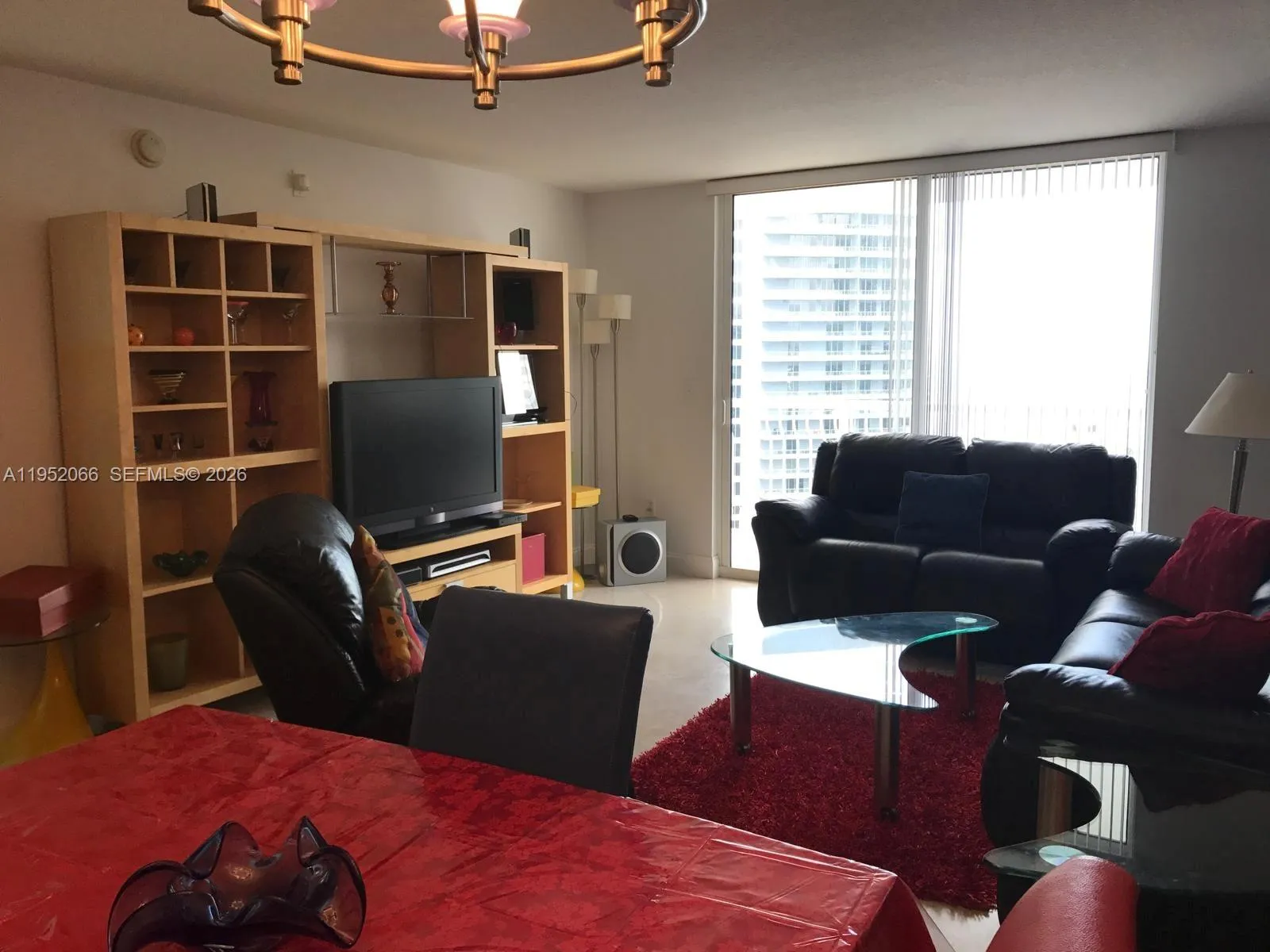 1200 Brickell Bay Dr 3921, Miami, Florida 33131, Miami, Florida 33131, 1 Bedroom Bedrooms, ,1 BathroomBathrooms,Residential,For Sale,1200 Brickell Bay Dr 3921, Miami, Florida 33131,A11952066