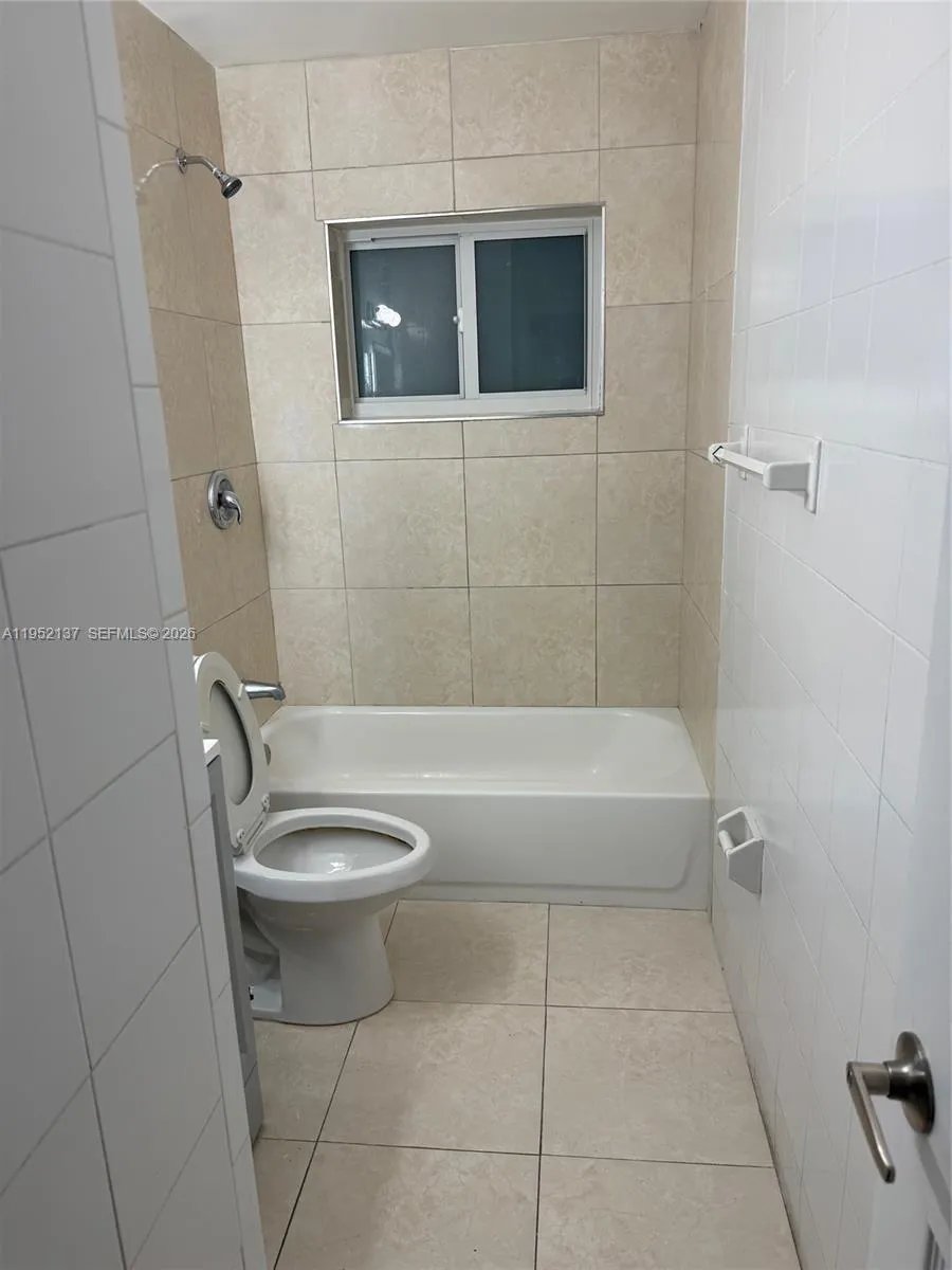 15860 102 Pl, Miami, Florida 33157, Miami, Florida 33157, 3 Bedrooms Bedrooms, ,2 BathroomsBathrooms,Residential,For Sale,15860 102 Pl, Miami, Florida 33157,A11952137