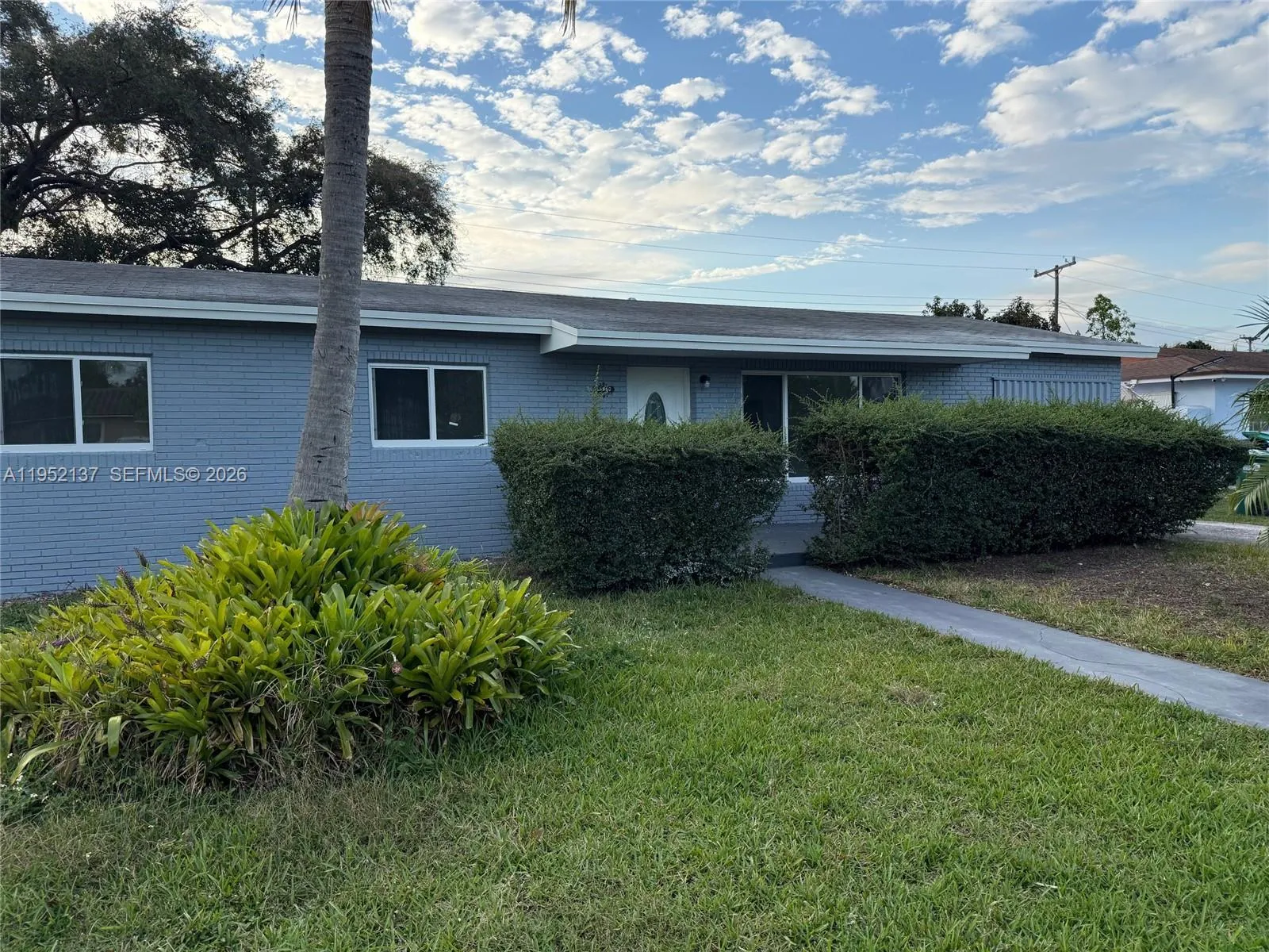 15860 102 Pl, Miami, Florida 33157, Miami, Florida 33157, 3 Bedrooms Bedrooms, ,2 BathroomsBathrooms,Residential,For Sale,15860 102 Pl, Miami, Florida 33157,A11952137