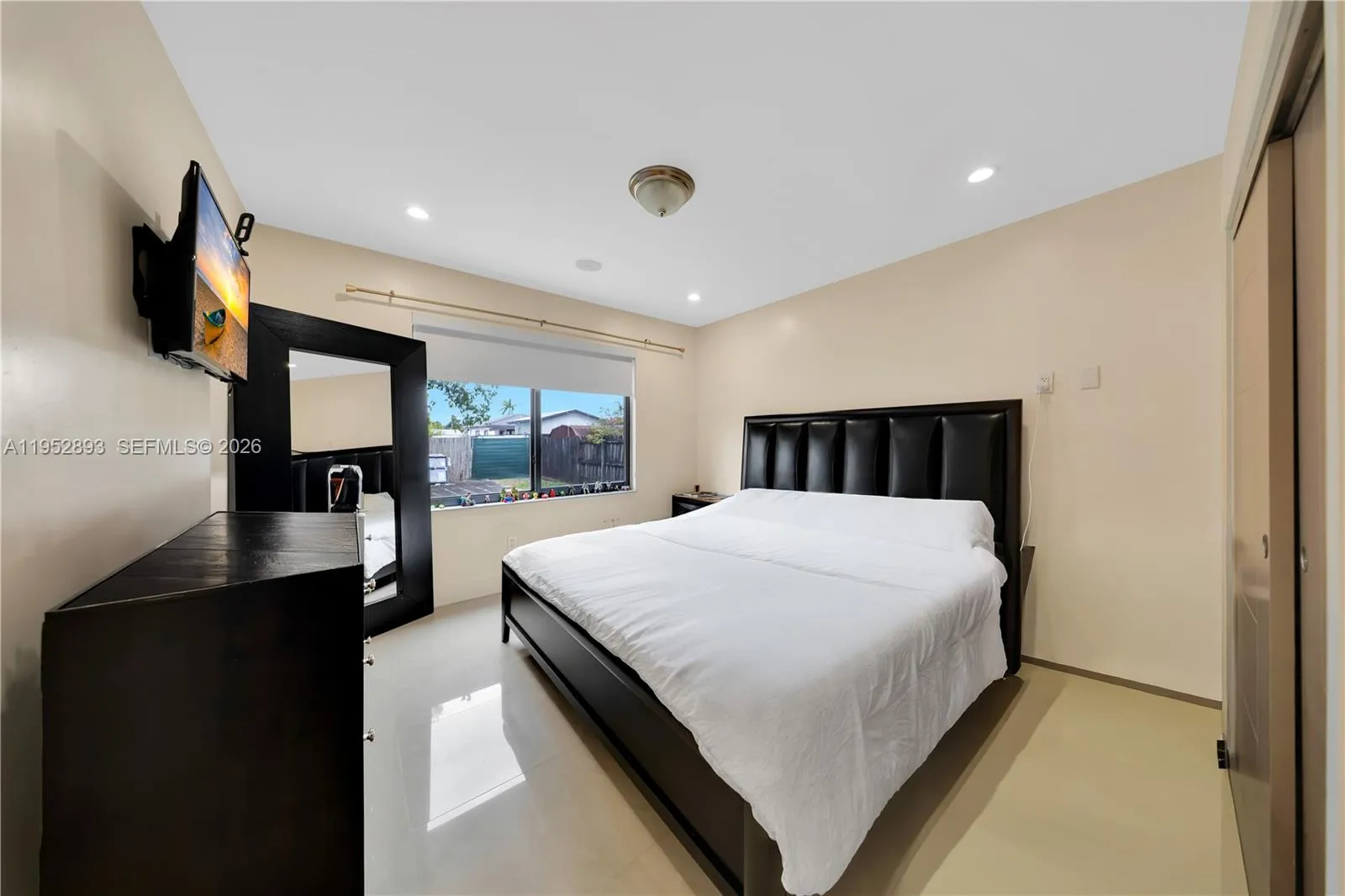 458 E 20th St, Hialeah, Florida 33013, Hialeah, Florida 33013, ,Residential Income,For Sale,458 E 20th St, Hialeah, Florida 33013,A11952893