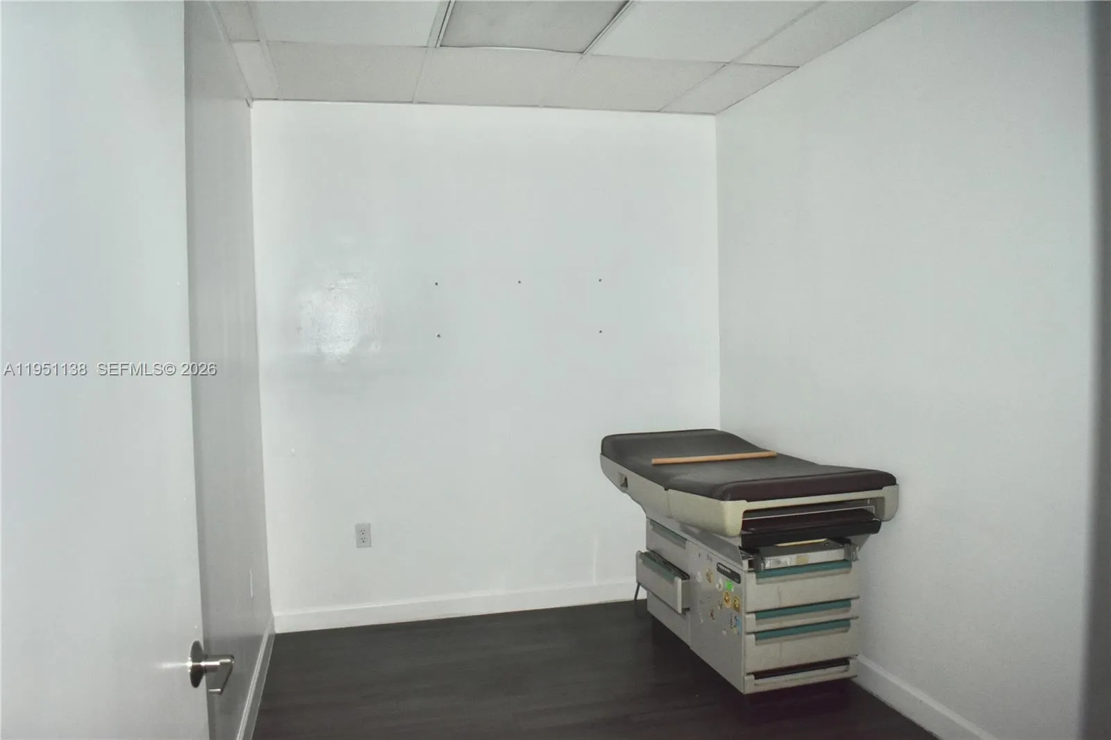 5590 W 20th Ave, Hialeah, Florida 33016, Hialeah, Florida 33016, ,Commercial Lease,For Rent,5590 W 20th Ave, Hialeah, Florida 33016,A11951138