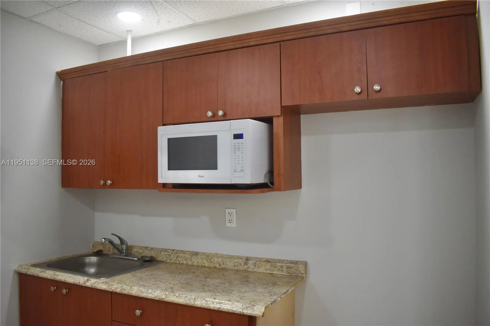 5590 W 20th Ave, Hialeah, Florida 33016, Hialeah, Florida 33016, ,Commercial Lease,For Rent,5590 W 20th Ave, Hialeah, Florida 33016,A11951138