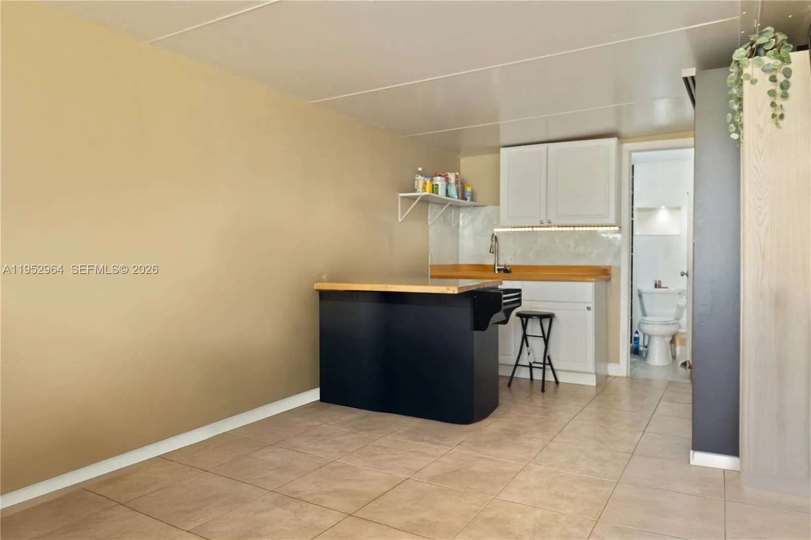 5720 Sw Cypress Dr, Dania Beach, Florida 33312, Dania Beach, Florida 33312, 4 Bedrooms Bedrooms, ,2 BathroomsBathrooms,Residential,For Sale,5720 Sw Cypress Dr, Dania Beach, Florida 33312,A11952964