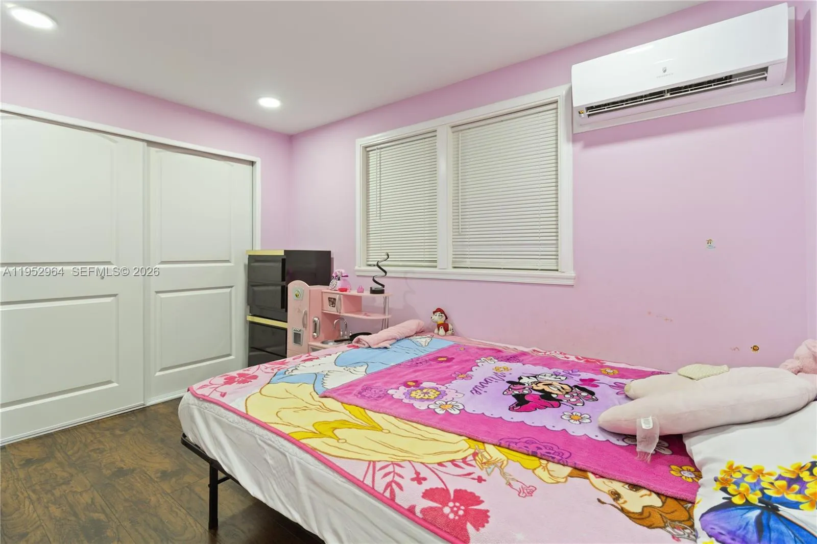 5720 Sw Cypress Dr, Dania Beach, Florida 33312, Dania Beach, Florida 33312, 4 Bedrooms Bedrooms, ,2 BathroomsBathrooms,Residential,For Sale,5720 Sw Cypress Dr, Dania Beach, Florida 33312,A11952964