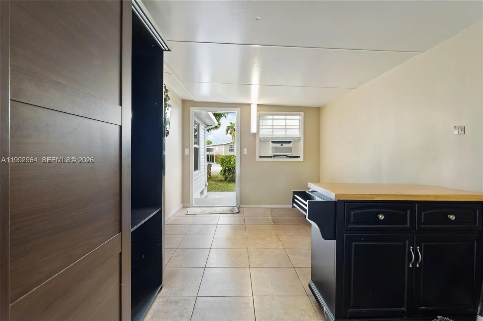 5720 Sw Cypress Dr, Dania Beach, Florida 33312, Dania Beach, Florida 33312, 4 Bedrooms Bedrooms, ,2 BathroomsBathrooms,Residential,For Sale,5720 Sw Cypress Dr, Dania Beach, Florida 33312,A11952964