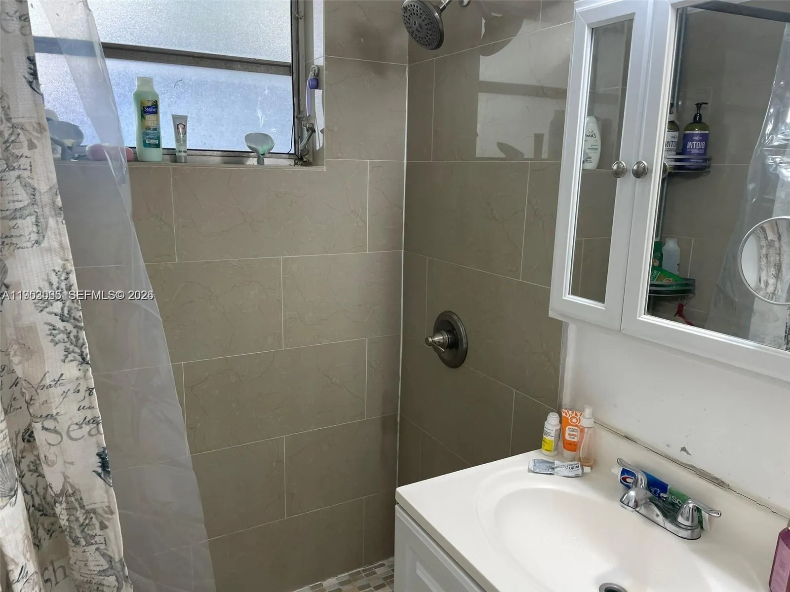 1790 Nw 19th St, Miami, Florida 33125, Miami, Florida 33125, ,Residential Income,For Sale,1790 Nw 19th St, Miami, Florida 33125,A11953065