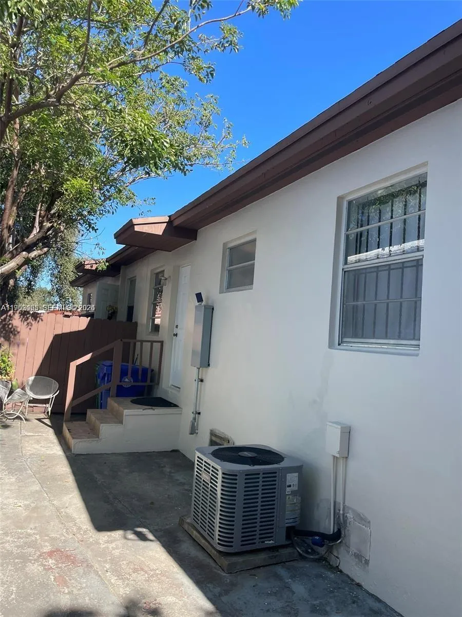 1790 Nw 19th St, Miami, Florida 33125, Miami, Florida 33125, ,Residential Income,For Sale,1790 Nw 19th St, Miami, Florida 33125,A11953065