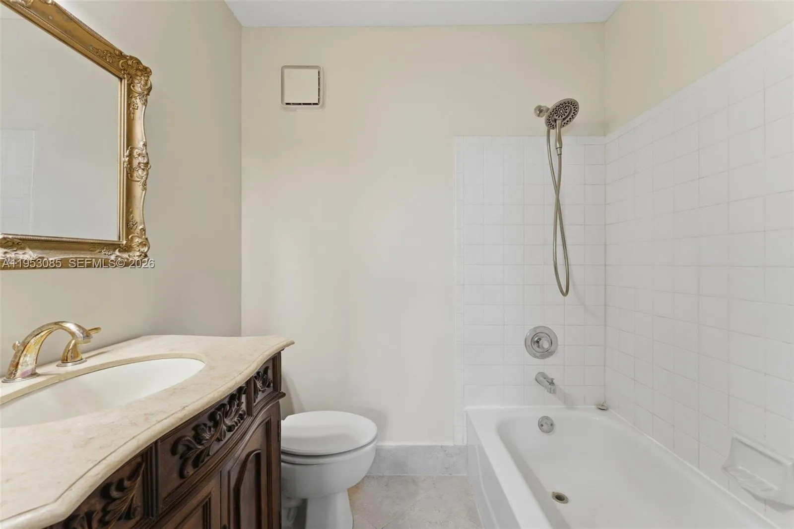 2709 Ne 15th St, Pompano Beach, Florida 33062, Pompano Beach, Florida 33062, 2 Bedrooms Bedrooms, ,2 BathroomsBathrooms,Residential,For Sale,2709 Ne 15th St, Pompano Beach, Florida 33062,A11953085