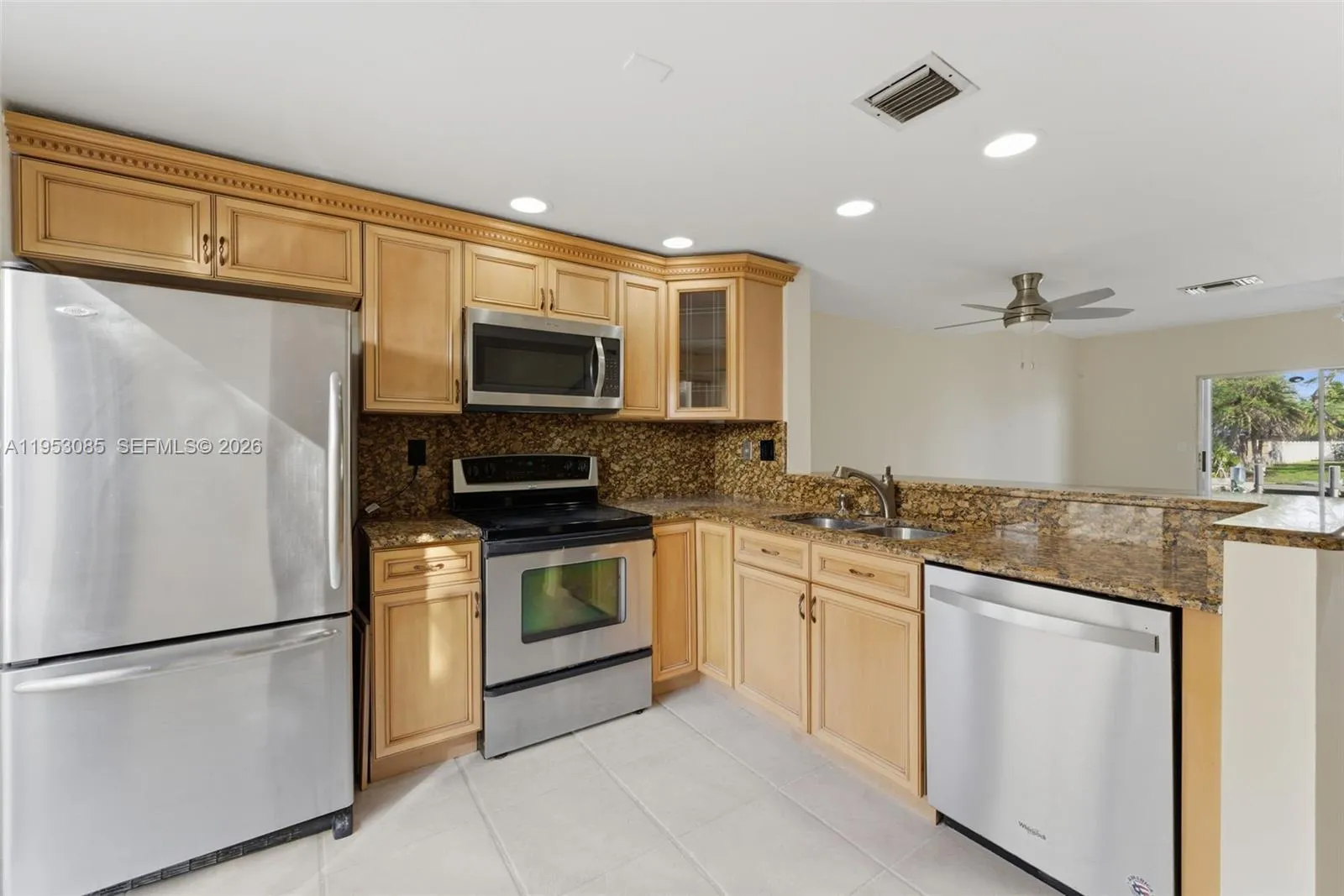 2709 Ne 15th St, Pompano Beach, Florida 33062, Pompano Beach, Florida 33062, 2 Bedrooms Bedrooms, ,2 BathroomsBathrooms,Residential,For Sale,2709 Ne 15th St, Pompano Beach, Florida 33062,A11953085