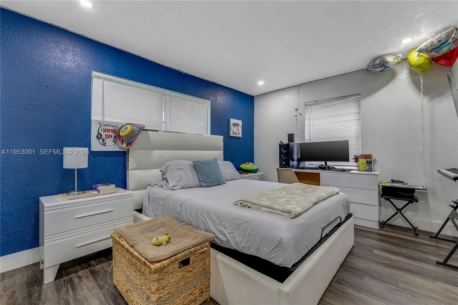5712 Monroe St, Hollywood, Florida 33023, Hollywood, Florida 33023, 4 Bedrooms Bedrooms, ,3 BathroomsBathrooms,Residential,For Sale,5712 Monroe St, Hollywood, Florida 33023,A11953091