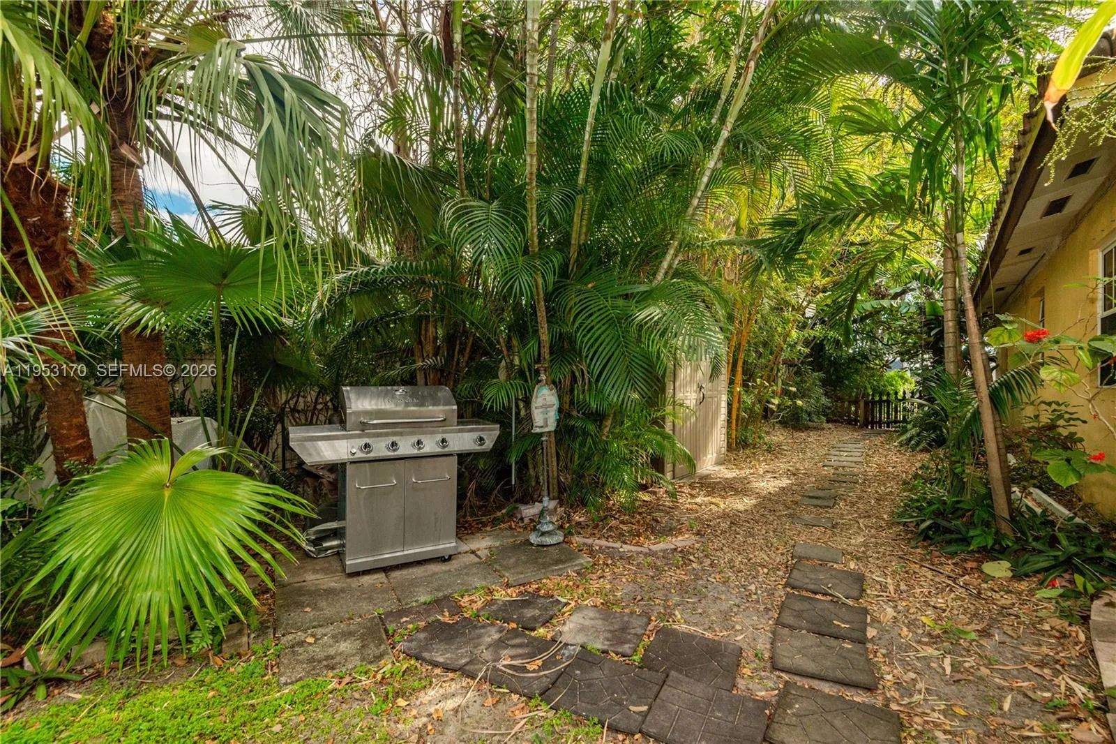 1611 Fletcher St, Hollywood, Florida 33020, Hollywood, Florida 33020, ,Residential Income,For Sale,1611 Fletcher St, Hollywood, Florida 33020,A11953170