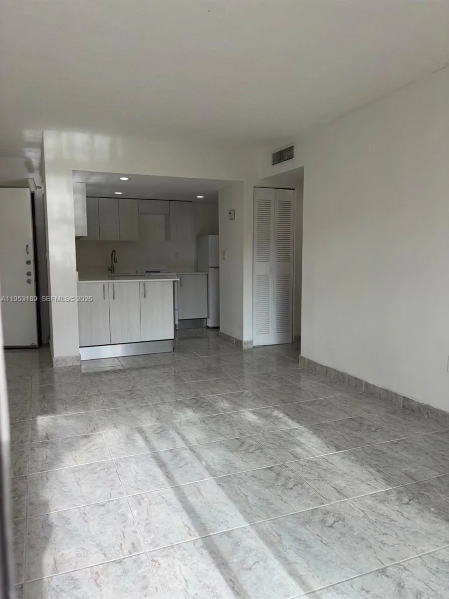 4265 Nw South Tamiami Canal Dr 1-213, Miami, Flori, Miami, Florida 33126, 1 Bedroom Bedrooms, ,1 BathroomBathrooms,Residential Lease,For Rent,4265 Nw South Tamiami Canal Dr 1-213, Miami, Flori,A11953189