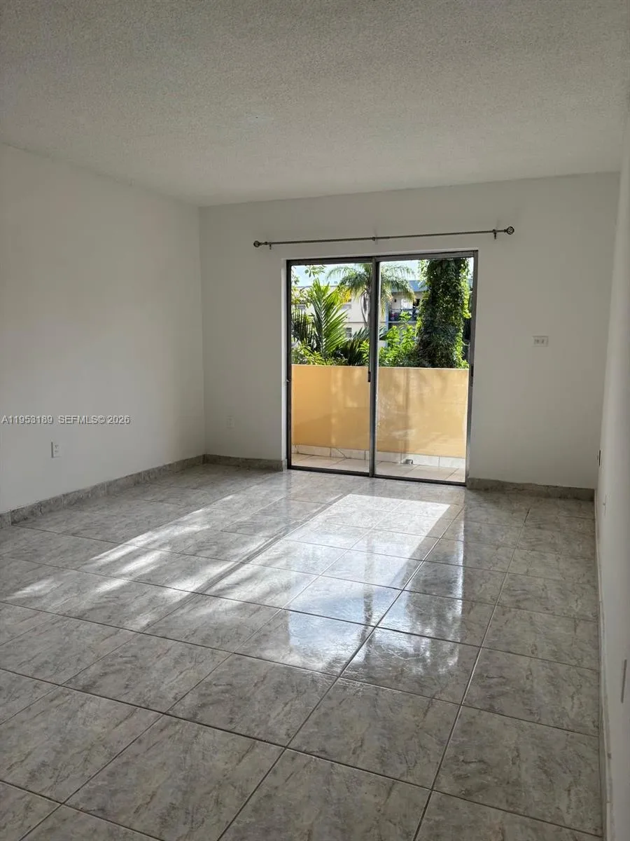 4265 Nw South Tamiami Canal Dr 1-213, Miami, Flori, Miami, Florida 33126, 1 Bedroom Bedrooms, ,1 BathroomBathrooms,Residential Lease,For Rent,4265 Nw South Tamiami Canal Dr 1-213, Miami, Flori,A11953189