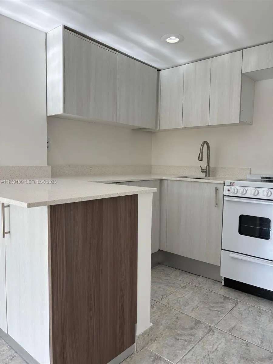 4265 Nw South Tamiami Canal Dr 1-213, Miami, Flori, Miami, Florida 33126, 1 Bedroom Bedrooms, ,1 BathroomBathrooms,Residential Lease,For Rent,4265 Nw South Tamiami Canal Dr 1-213, Miami, Flori,A11953189