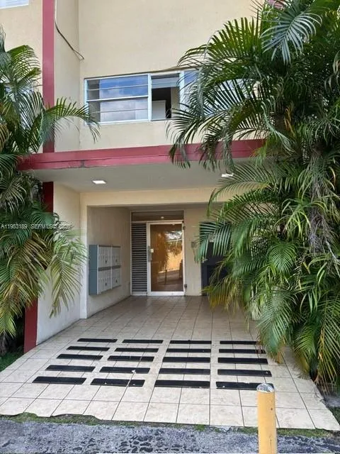 4265 Nw South Tamiami Canal Dr 1-213, Miami, Flori, Miami, Florida 33126, 1 Bedroom Bedrooms, ,1 BathroomBathrooms,Residential Lease,For Rent,4265 Nw South Tamiami Canal Dr 1-213, Miami, Flori,A11953189