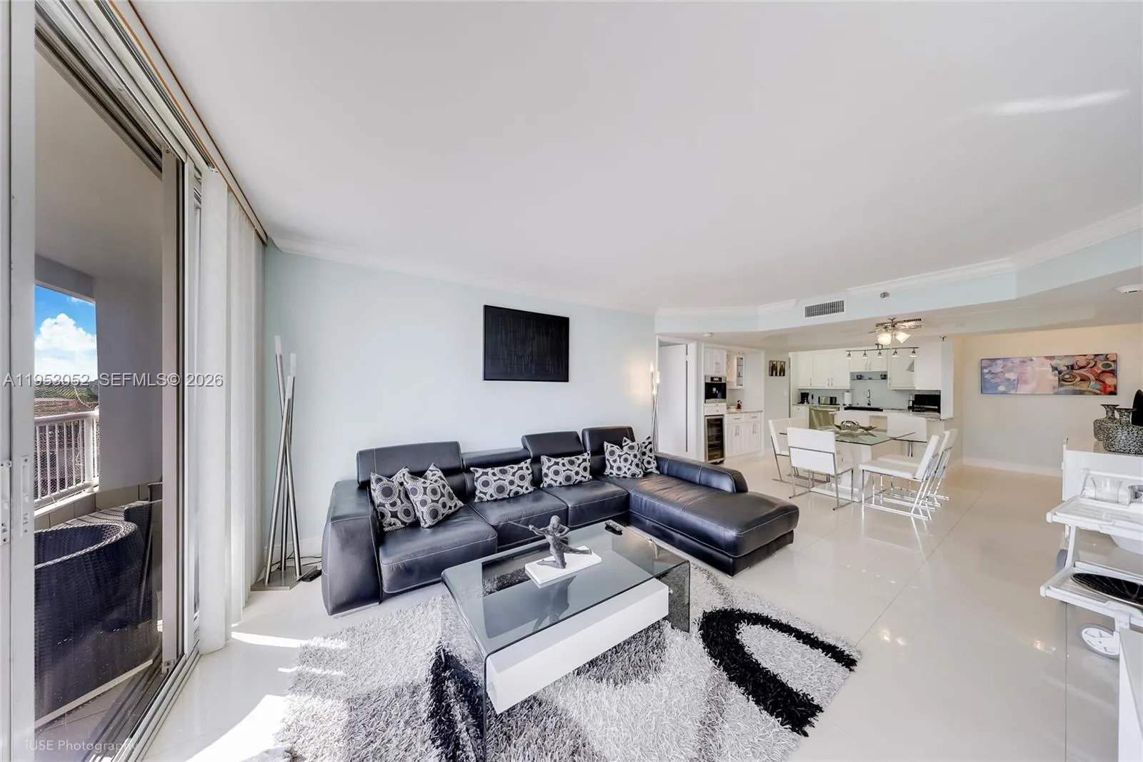 9341 Collins Ave 503, Surfside, Florida 33154, Surfside, Florida 33154, 1 Bedroom Bedrooms, ,1 BathroomBathrooms,Residential Lease,For Rent,9341 Collins Ave 503, Surfside, Florida 33154,A11953052