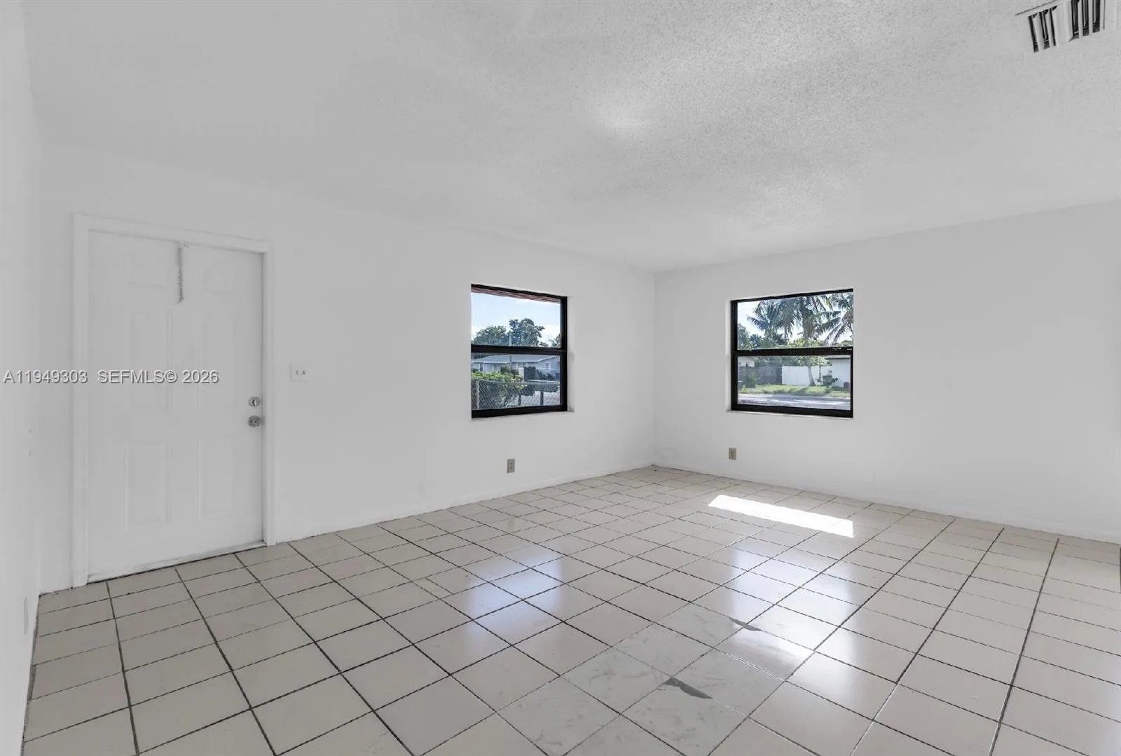 1451 Nw 19th St, Fort Lauderdale, Florida 33311, Fort Lauderdale, Florida 33311, ,Residential Income,For Sale,1451 Nw 19th St, Fort Lauderdale, Florida 33311,A11949303