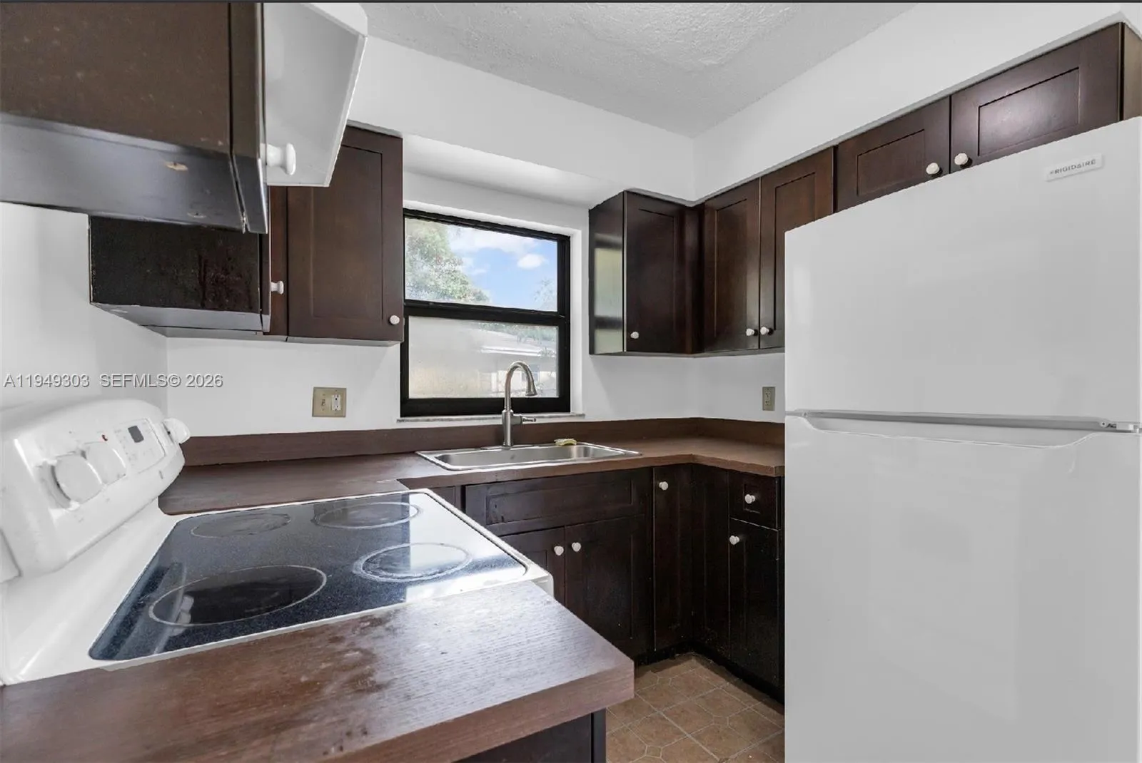 1451 Nw 19th St, Fort Lauderdale, Florida 33311, Fort Lauderdale, Florida 33311, ,Residential Income,For Sale,1451 Nw 19th St, Fort Lauderdale, Florida 33311,A11949303