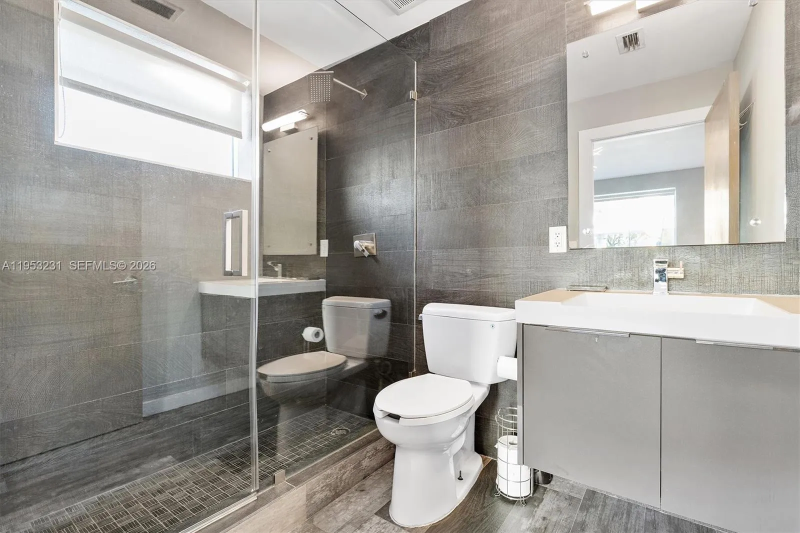 2482 Sw Secoffee Ter, Miami, Florida 33133, Miami, Florida 33133, ,Commercial Lease,For Rent,2482 Sw Secoffee Ter, Miami, Florida 33133,A11953231