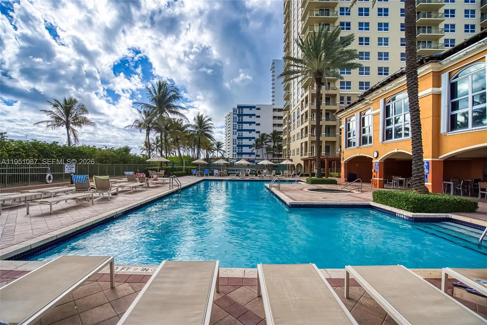 2080 S Ocean Dr 103, Hallandale Beach, Florida 330, Hallandale Beach, Florida 33009, 2 Bedrooms Bedrooms, 2 Rooms Rooms,2 BathroomsBathrooms,Residential,For Sale,2080 S Ocean Dr 103, Hallandale Beach, Florida 330,A11951087