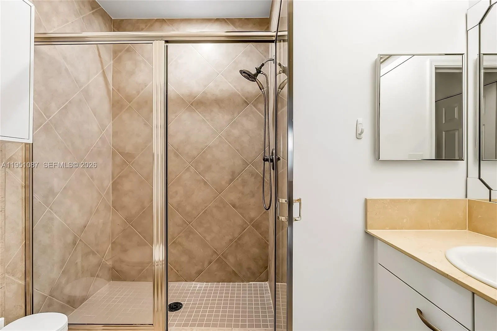 2080 S Ocean Dr 103, Hallandale Beach, Florida 330, Hallandale Beach, Florida 33009, 2 Bedrooms Bedrooms, 2 Rooms Rooms,2 BathroomsBathrooms,Residential,For Sale,2080 S Ocean Dr 103, Hallandale Beach, Florida 330,A11951087