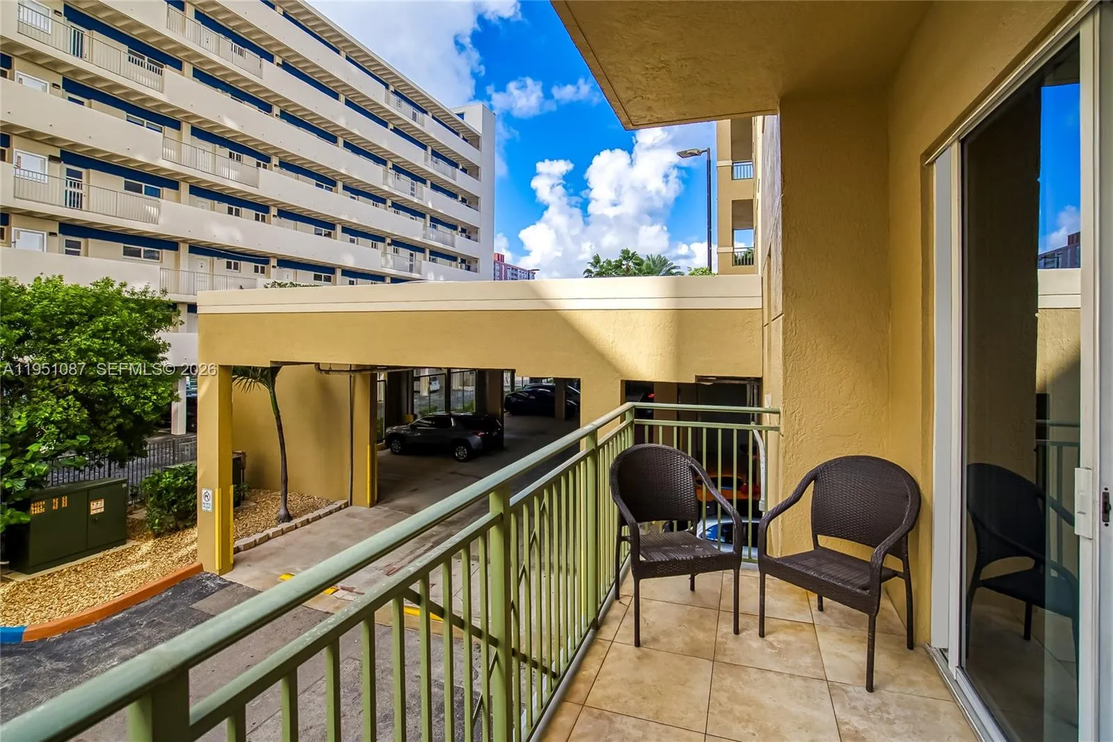 2080 S Ocean Dr 103, Hallandale Beach, Florida 330, Hallandale Beach, Florida 33009, 2 Bedrooms Bedrooms, 2 Rooms Rooms,2 BathroomsBathrooms,Residential,For Sale,2080 S Ocean Dr 103, Hallandale Beach, Florida 330,A11951087