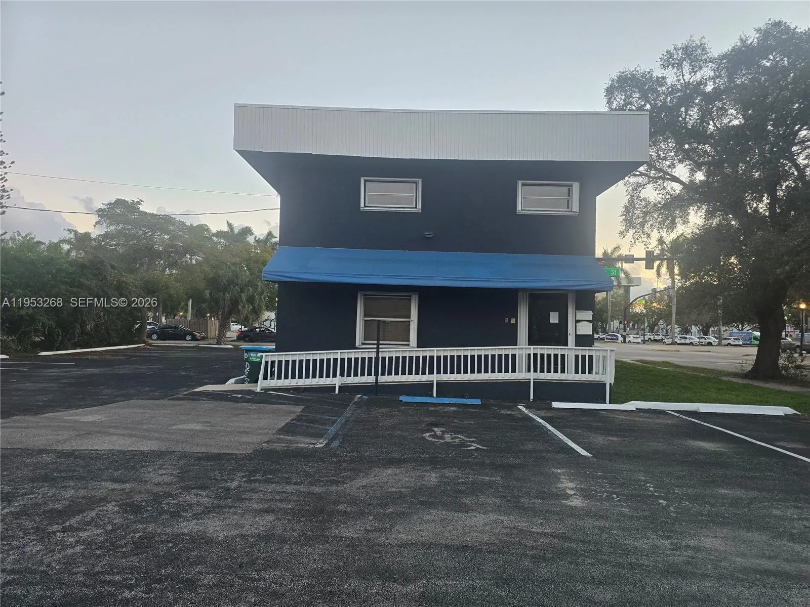 2555 Polk St, Hollywood, Florida 33020, Hollywood, Florida 33020, ,Commercial Lease,For Rent,2555 Polk St, Hollywood, Florida 33020,A11953268