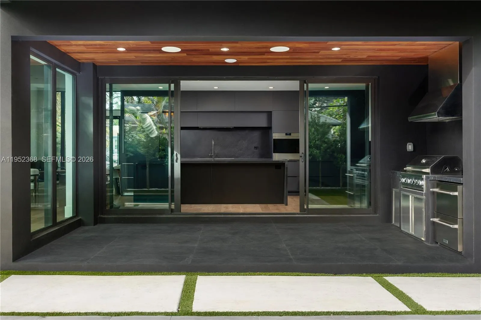 30 Ne 50th St, Miami, Florida 33137, Miami, Florida 33137, 5 Bedrooms Bedrooms, ,5 BathroomsBathrooms,Residential,For Sale,30 Ne 50th St, Miami, Florida 33137,A11952368